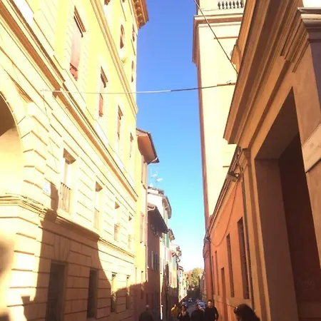 Sweet 3 Болонья